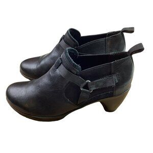 Merrell Leather Evera Shoes Rush Ankle Bootie Black  With Elastic Straps Size 8